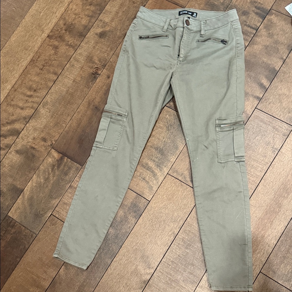 Design Lab Lord & Taylor Tan Cropped Pants